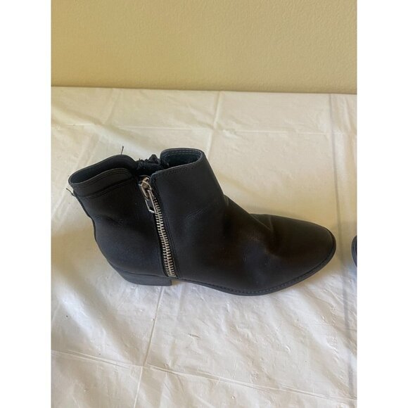 Woman's Boots Steve Madden leather Boot Size 8 zip "True" - Picture 11 of 16